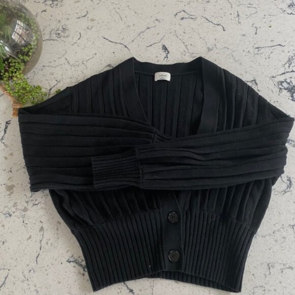 Wilfred Aritzia Thais Plunge Wool Cropped Cardigan in Black Size Small - Picture 5 of 7